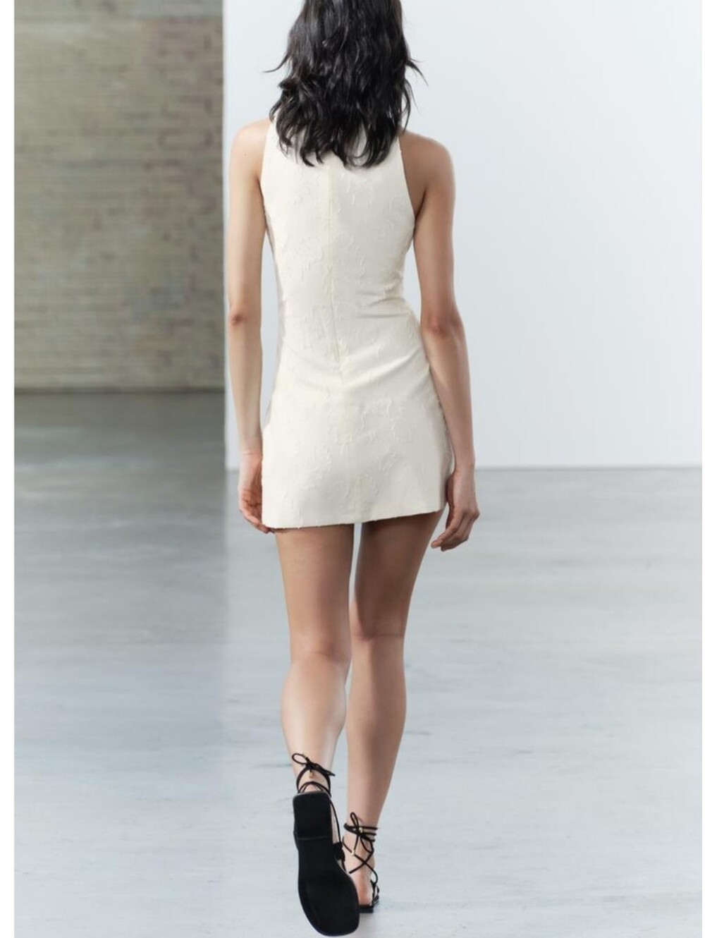 NWT ZARA Jacquard Floral Embroidered Sleeveless Shift Dress Size XS Cream Ivory - Picture 4 of 16